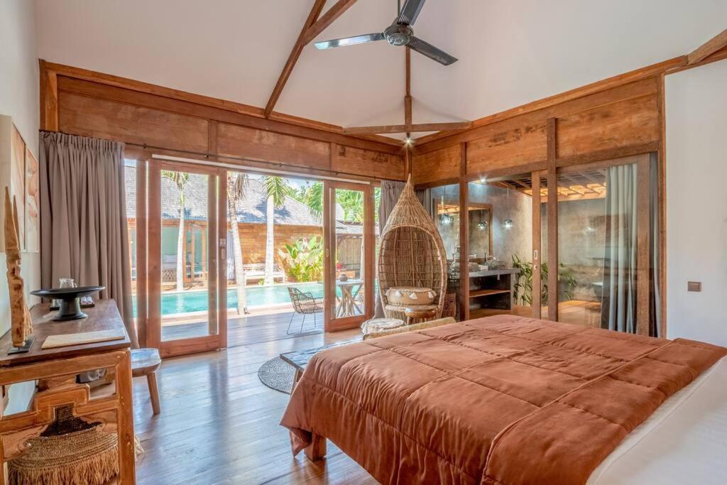 Secret River Villa - Luxury Villa 5 Bedrooms - Kerobokan - Canggu ภายนอก รูปภาพ
