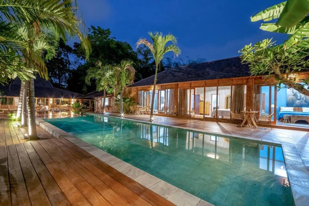Secret River Villa - Luxury Villa 5 Bedrooms - Kerobokan - Canggu ภายนอก รูปภาพ