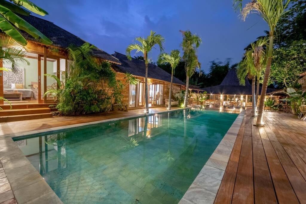 Secret River Villa - Luxury Villa 5 Bedrooms - Kerobokan - Canggu ภายนอก รูปภาพ