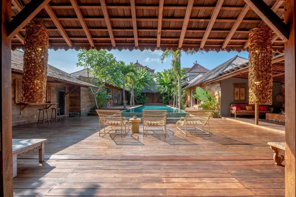 Secret River Villa - Luxury Villa 5 Bedrooms - Kerobokan - Canggu ภายนอก รูปภาพ